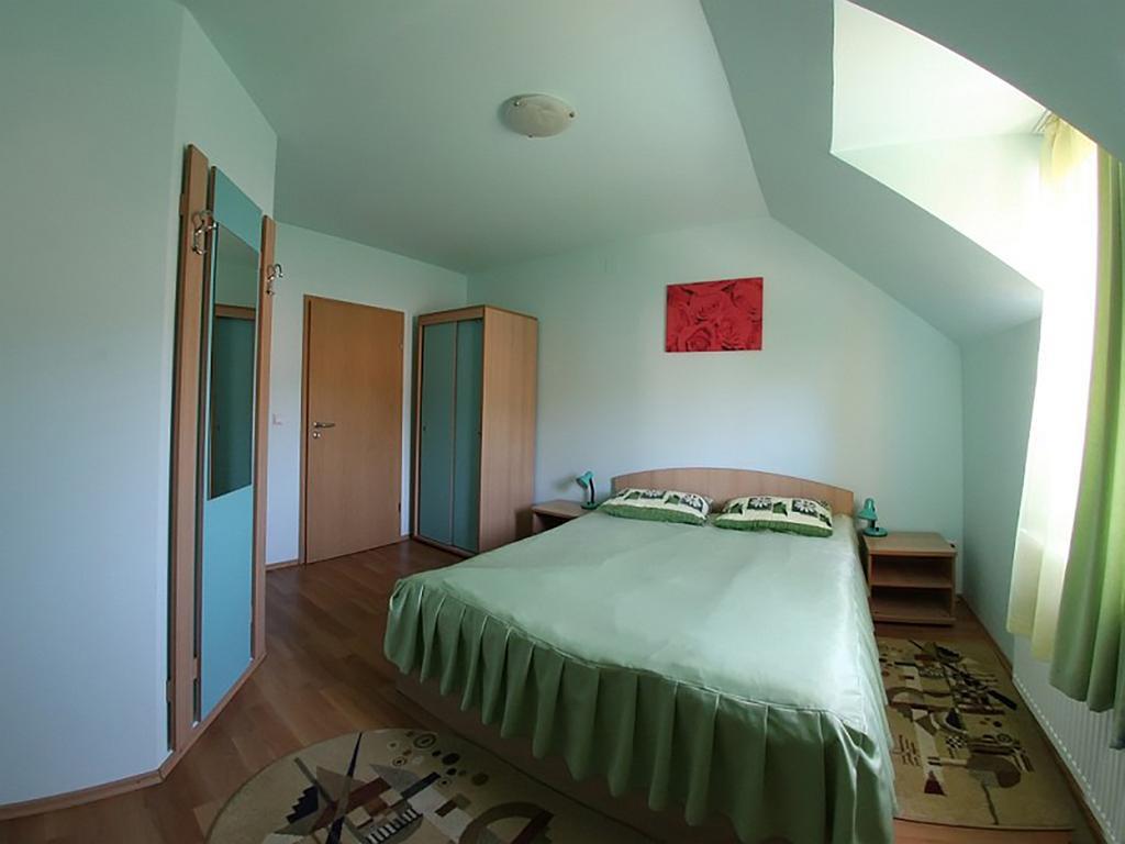 Pensiunea Bendorfeanu Răşinari Habitación foto